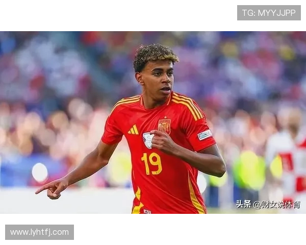 足球明星们的独特魅力瞬间揭秘他们摸下巴时的风采与个性